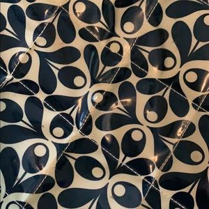 Meet your Posher, Estella